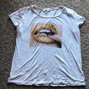 Express lips shirt